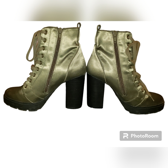 Steve Madden Laurie Floral Combat Boots Army Green Size 8 - Picture 6 of 8